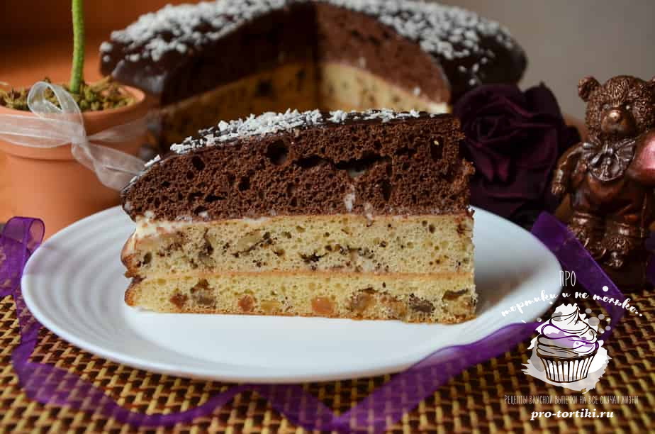 Удивительное сочетание трех разных коржей: как приготовить вкусный торт с изюмом, маком и орехами